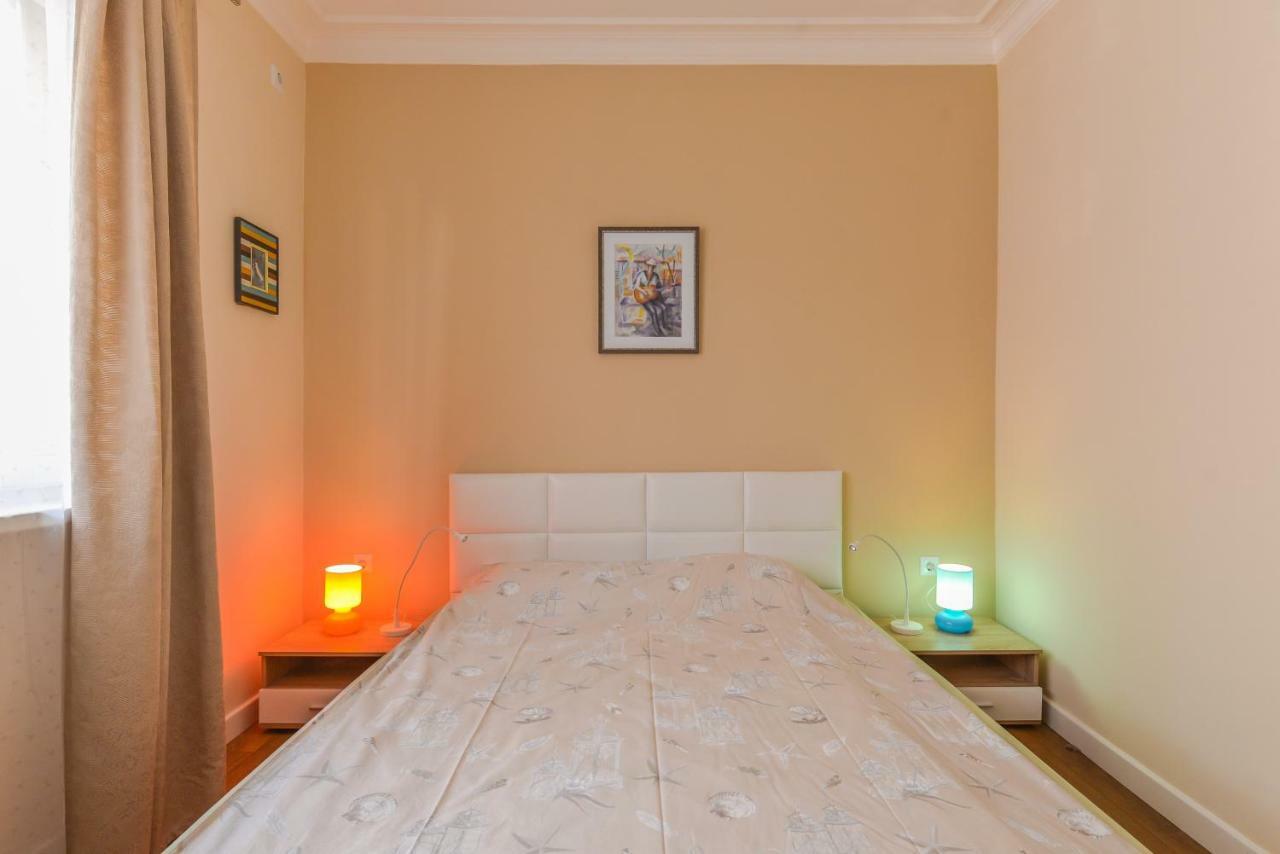 Welcoming One Bedroom On Vasil Levski Boulevard By Flat Mаnager Sofia Ngoại thất bức ảnh